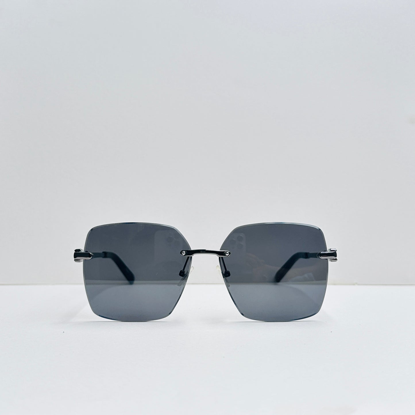 TomHardee Rimless Rectangular Black Shade
