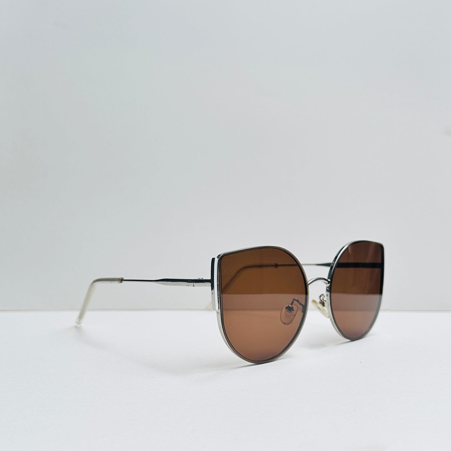 TomHardee Cat-Eye Brown Sunglasses