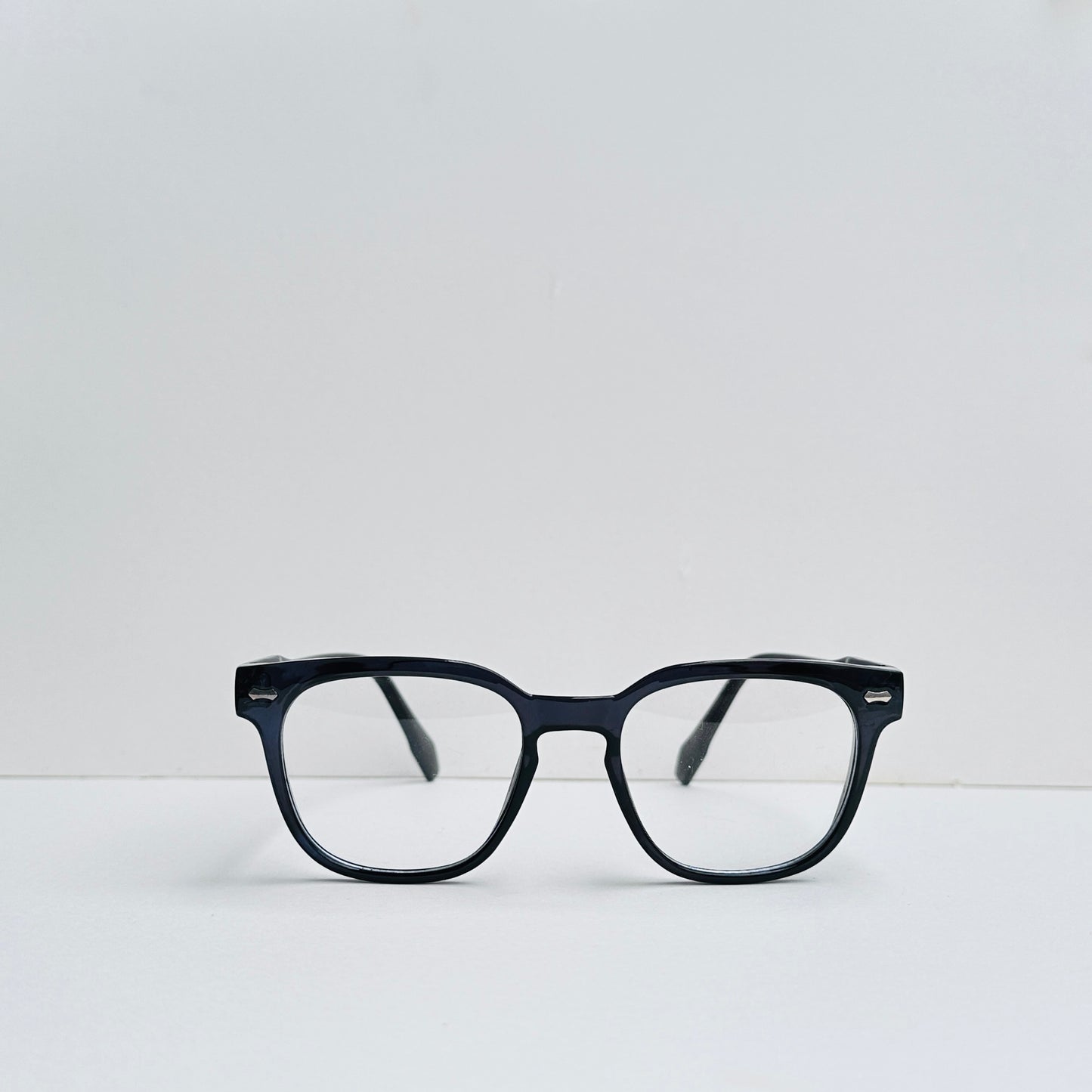 TomHardee Black Rectangular Glasses