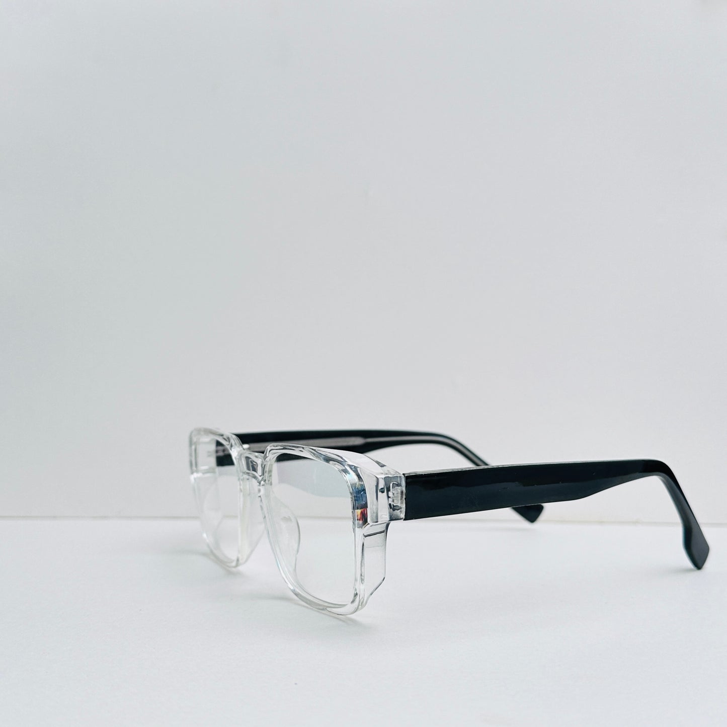 TomHardee white transparent black stick glasses