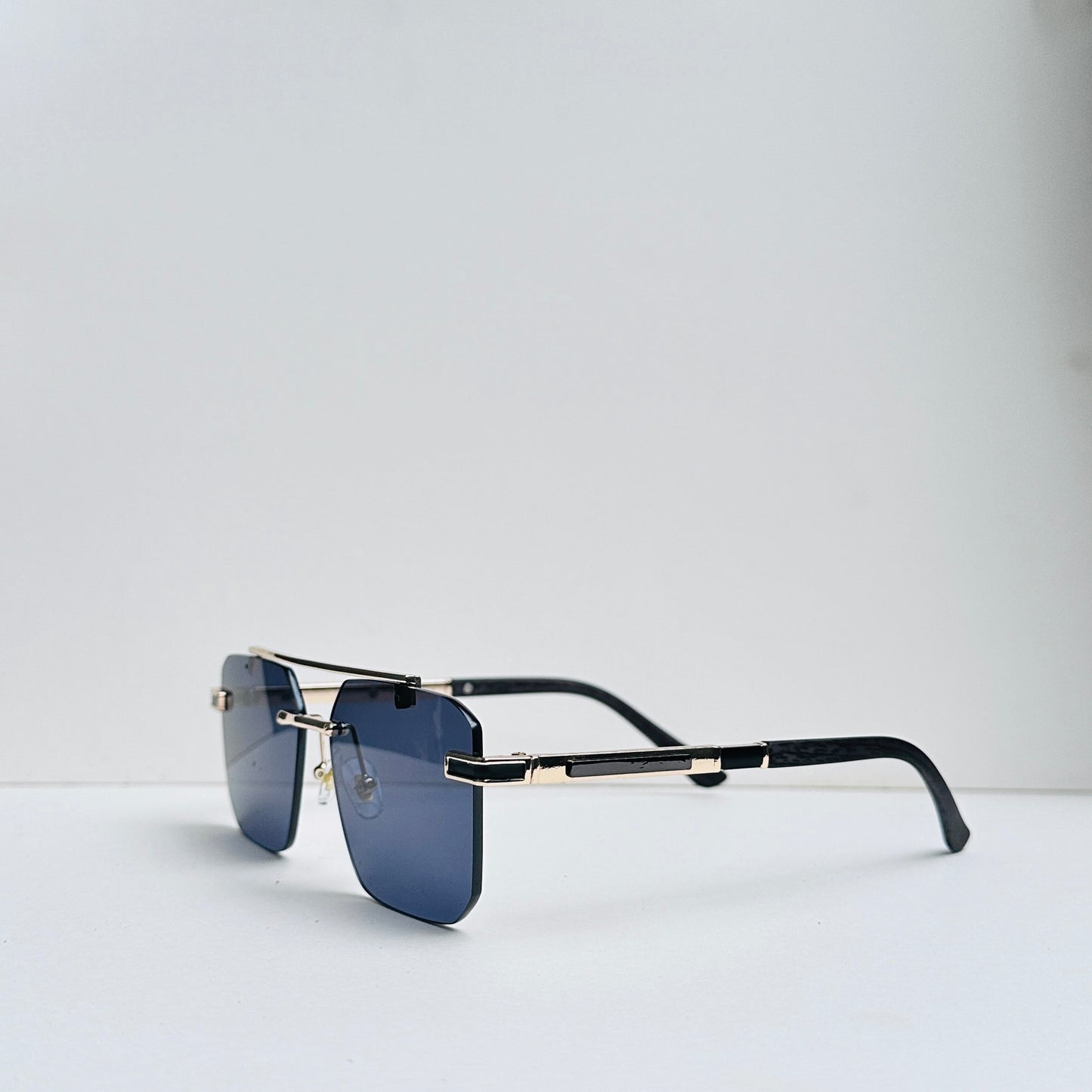 TomHardee Rimless Sunglasses