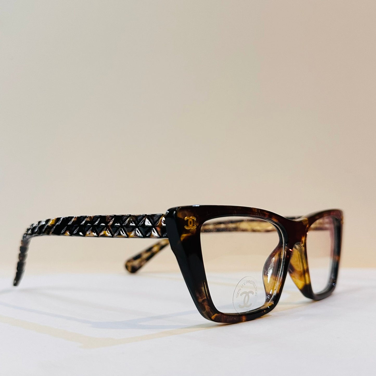 CHANEL CAT-EYE