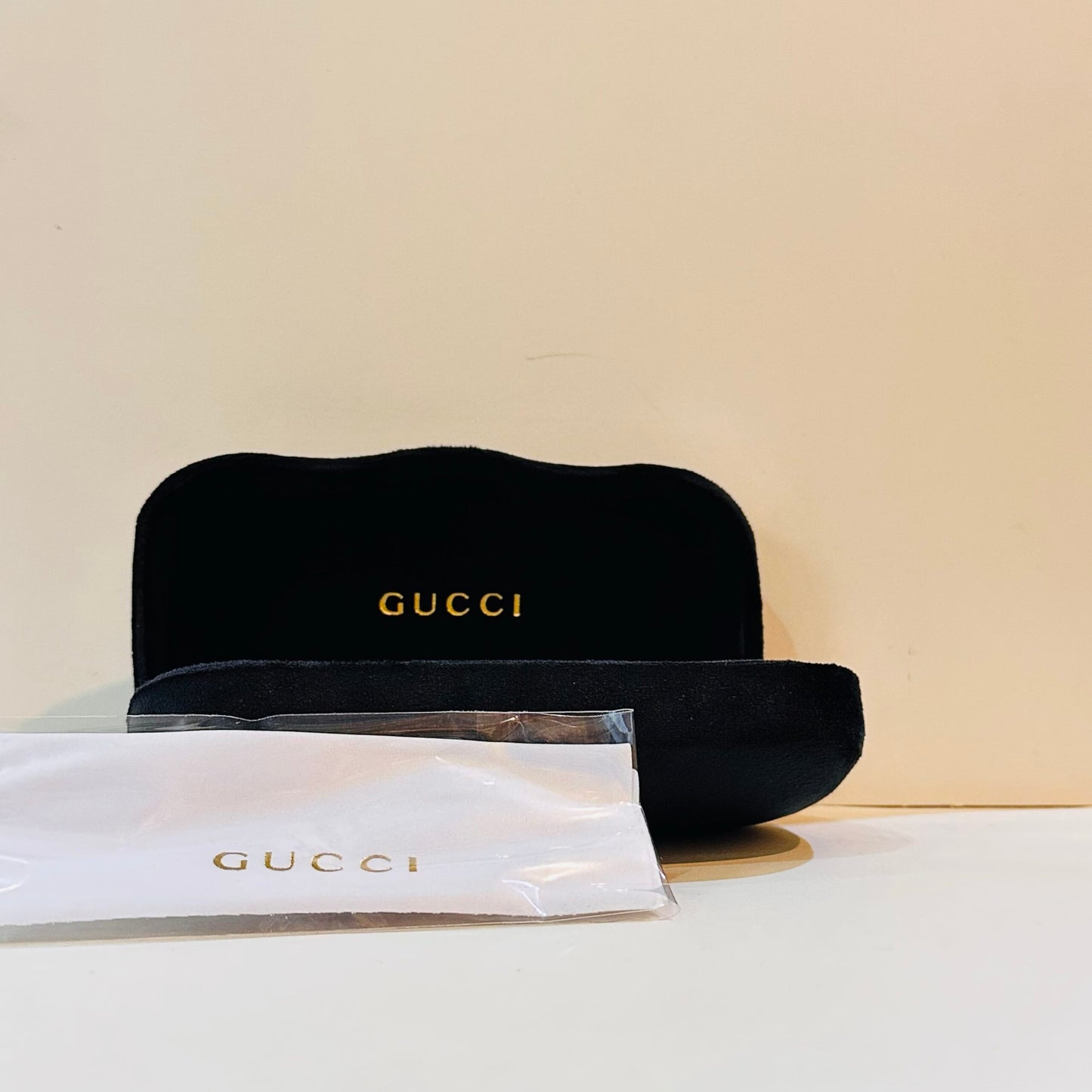 Gucci Black Sunglasses