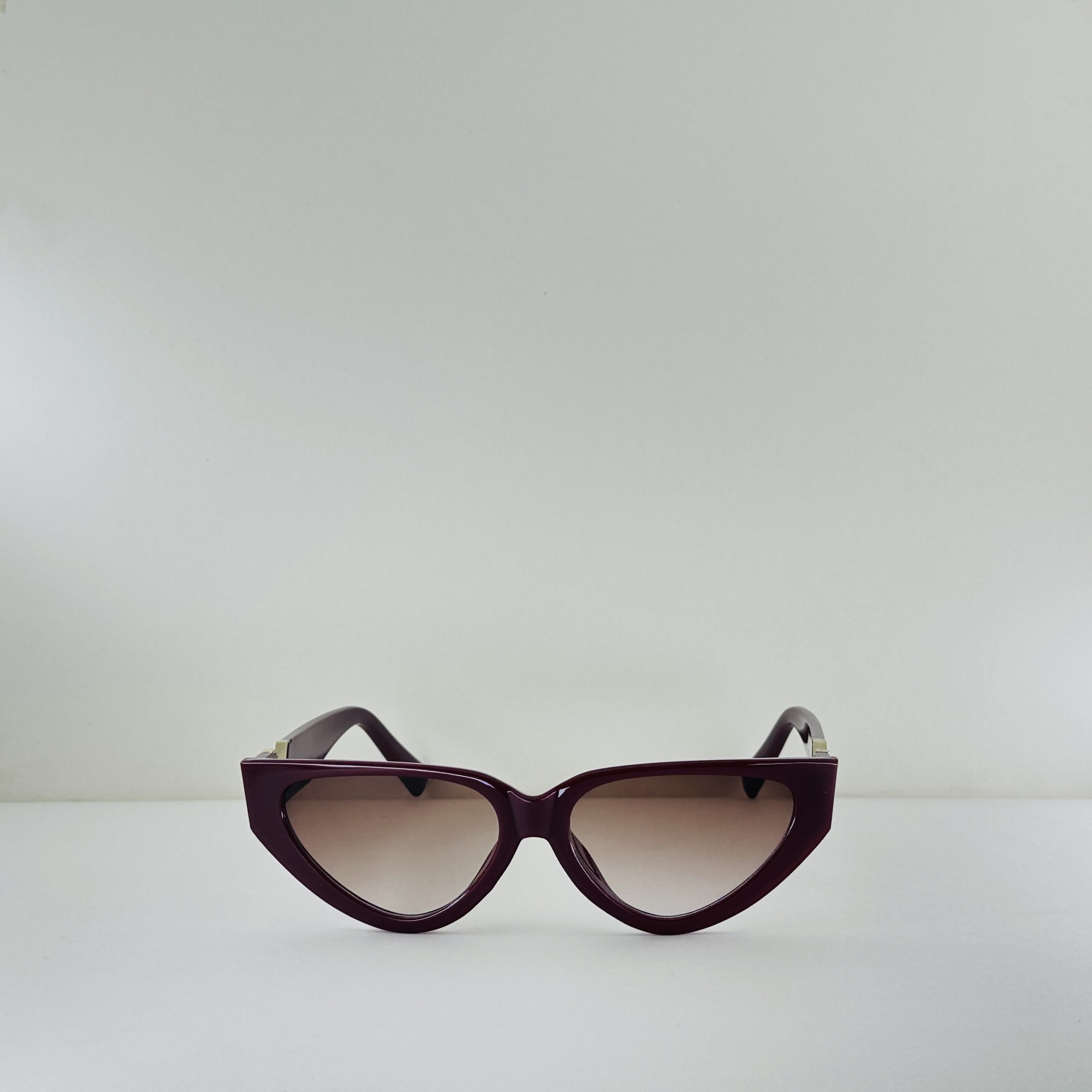Valentino Garavani – V-Logo Plum Cat-Eye Sunglasses