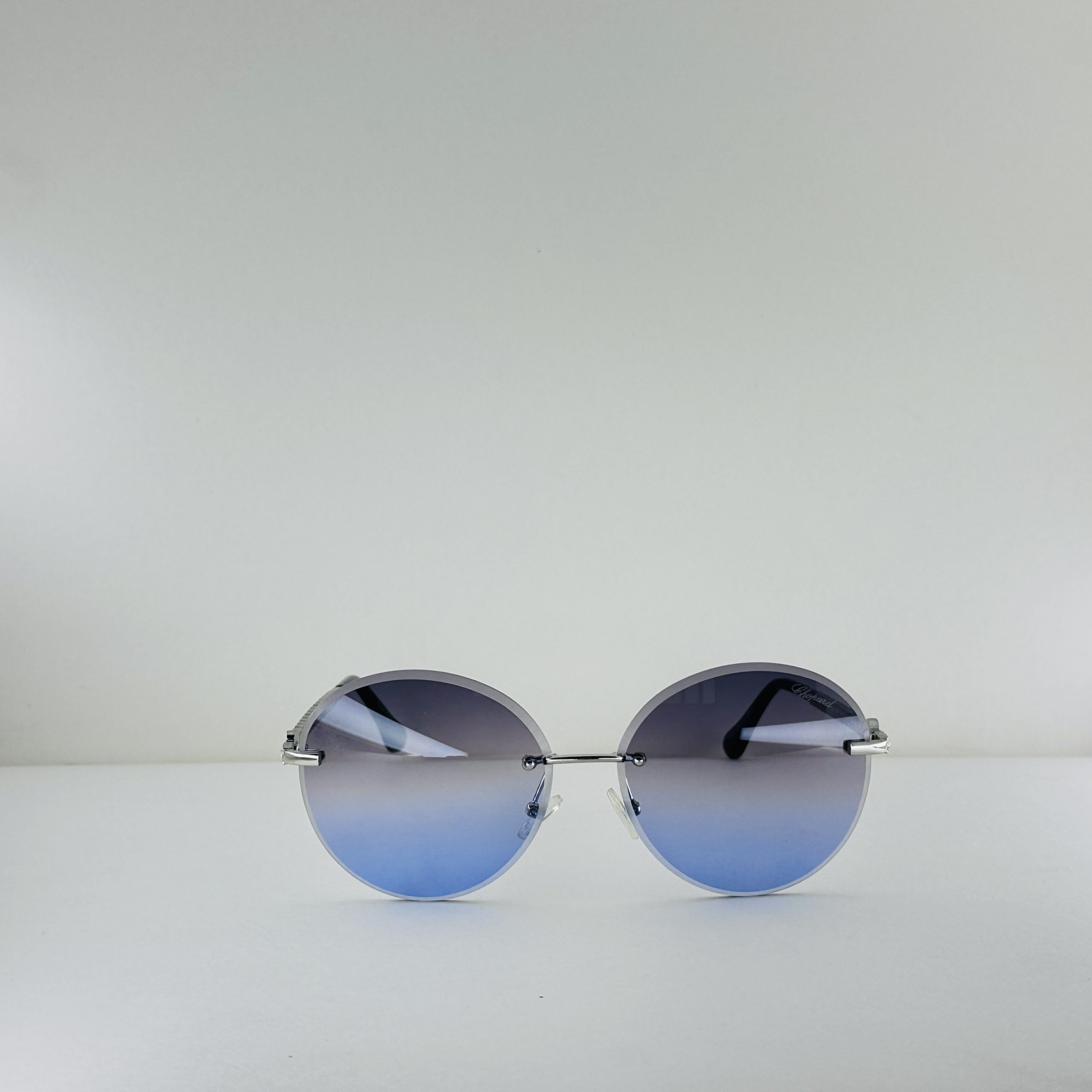 Chopard Imperiale – Rimless Gradient Azure Round Sunglasses