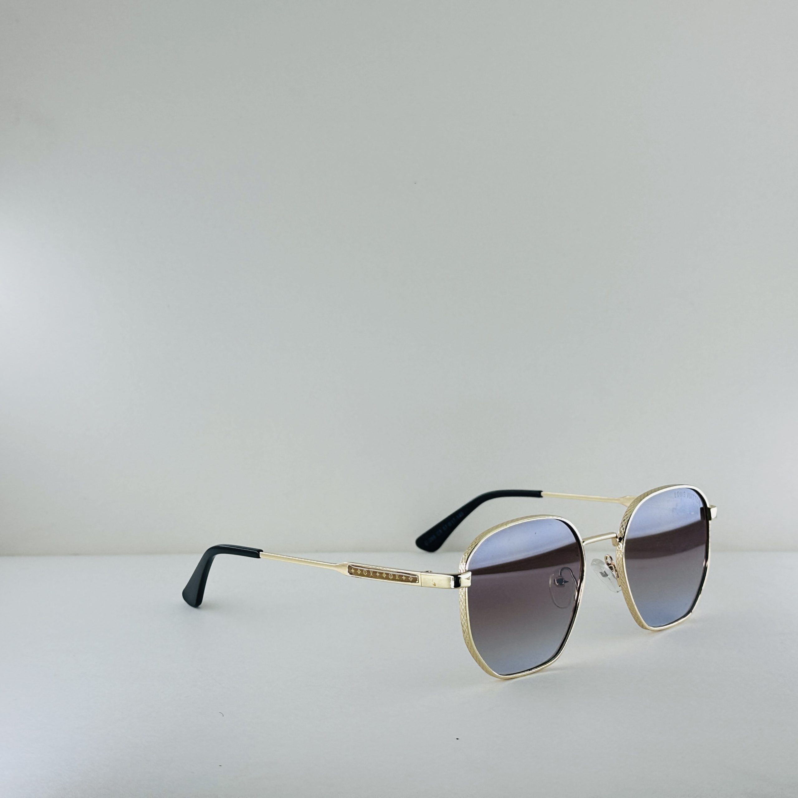 Louis Vuitton – Gold-Tone Hexagonal Gradient Sunglasses - Image 3